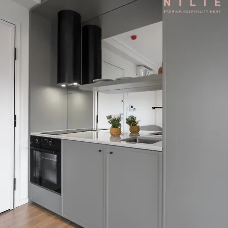 Manzzaro, Nilie Hospitality Mgmt