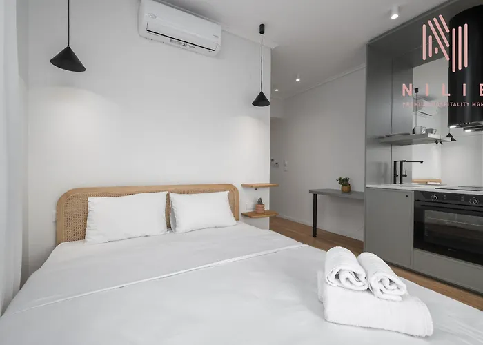 Manzzaro, Nilie Hospitality Mgmt アパート テッサロニキ